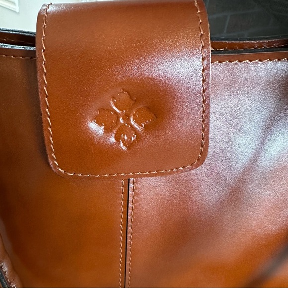 ✨LIKE NEW✨Patricia Nash Rienzo Satchel -Heritage British Tan LEATHER - Picture 6 of 16